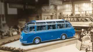Setra S 6: A legend celebrates its anniversary.